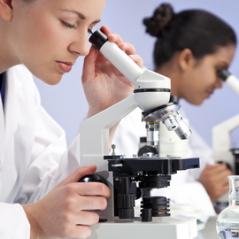 От чего желтая моча и болит спина